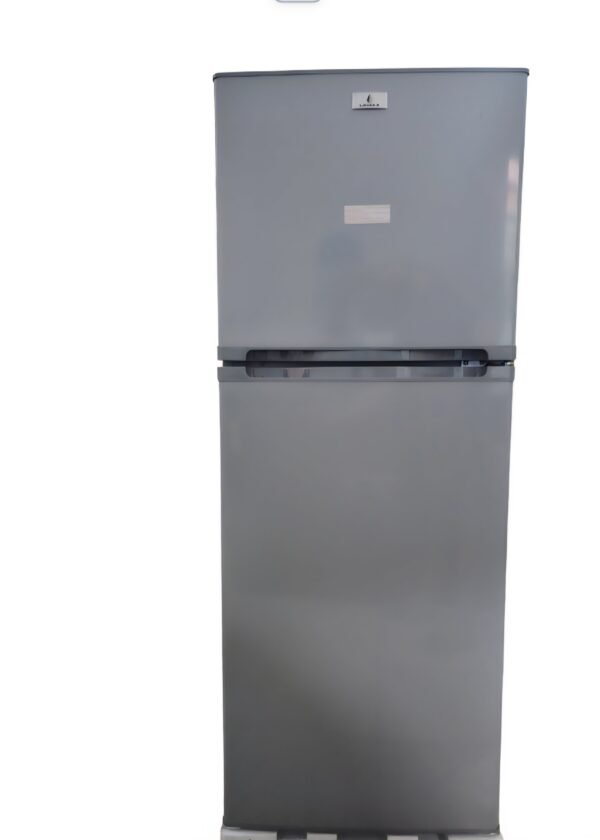 Refrijerador Lemax de 7.5 pies. Congelación seca